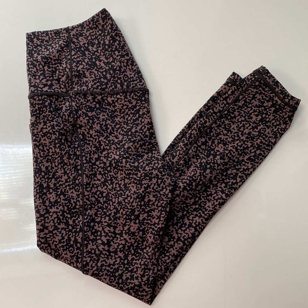 Athleta Salutation Stash Pocket II Gravel 7/8 Tight